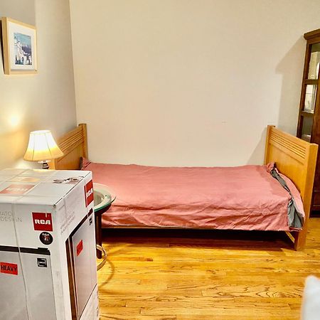 B3 A Private Room In Naperville Downtown With Desk And Wi-Fi Near Everything Extérieur photo